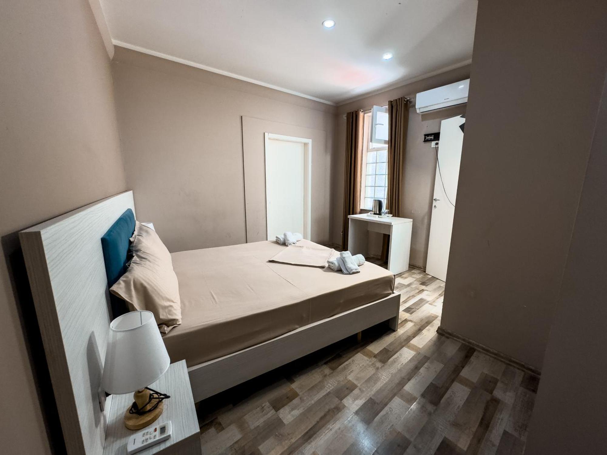 Shkodra Budget Hotel Exterior foto